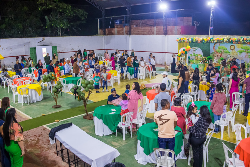 Festa de Encerramento do Ano Escolar da CEMEI Criança Feliz