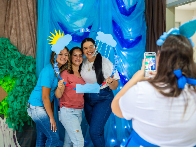 CEMEI Criança feliz - Dia Mundial da Água e dia da Família na escola