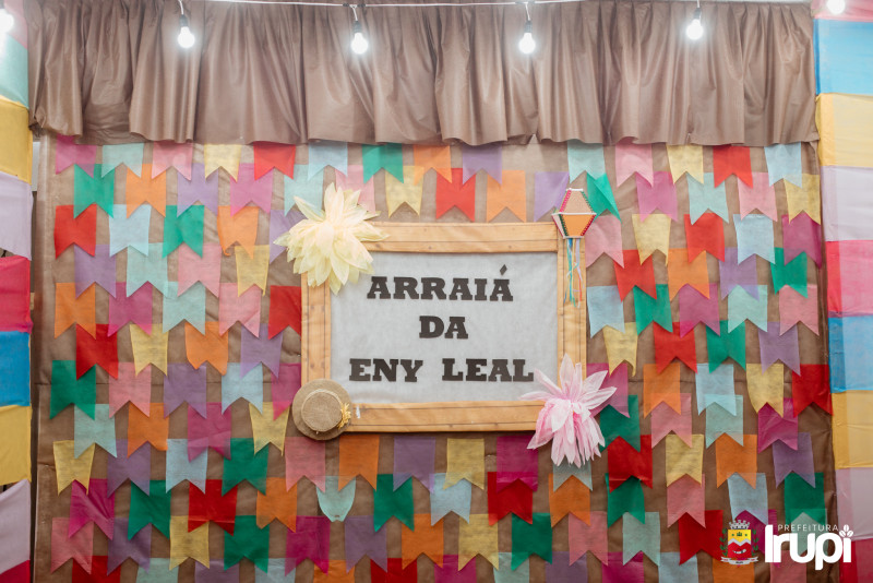 Arraiá das Escolas - Eny Leal Machado 