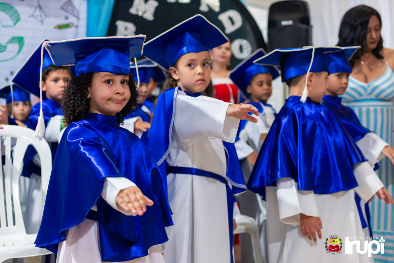 Formatura - EMEIEF Nelci Gomes da Costa