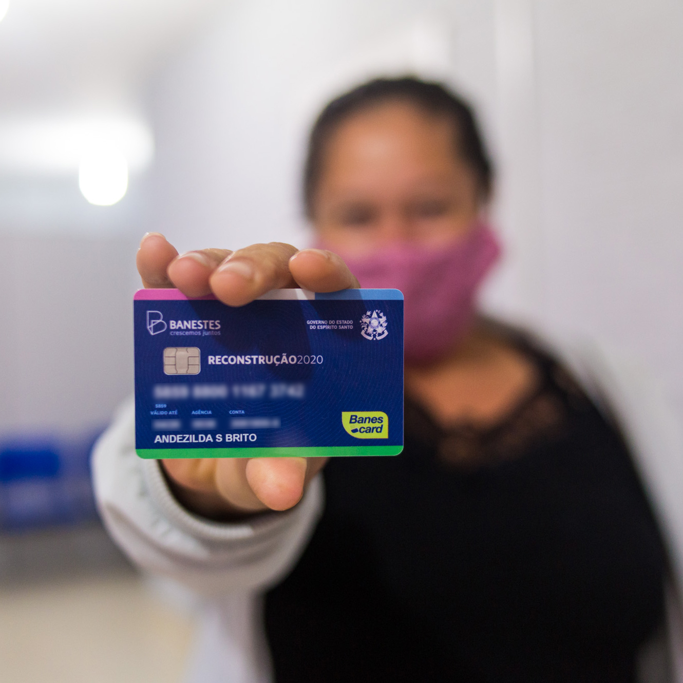 Solenidade de entrega dos Cartões Reconstrução