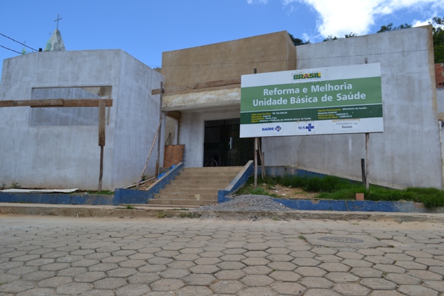 Primeira noite de apresentações de Natal do Projeto Educart encanta irupienses