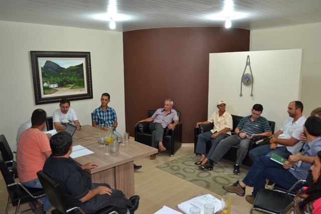Reunião do COMDUR é realizado na Prefeitura Municipal de Irupi