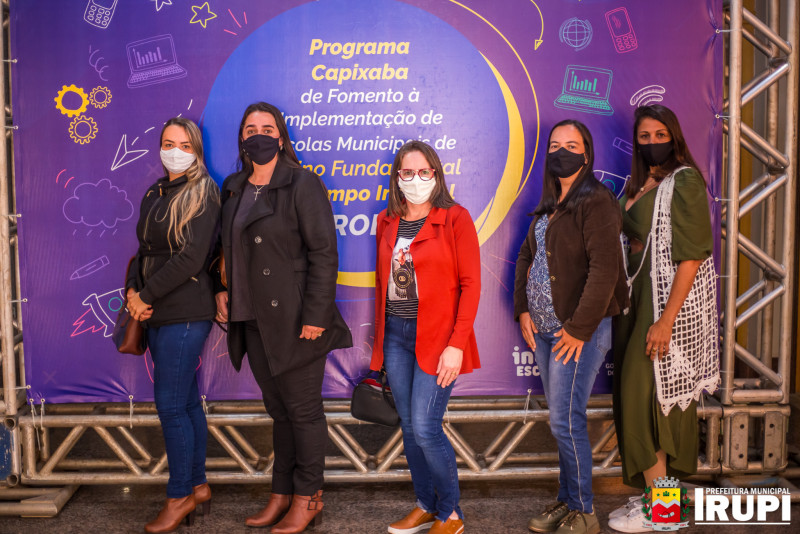 Secretária de Educação de Irupi, subsecretária e diretoras participam de solenidade de lançamento do PROETI