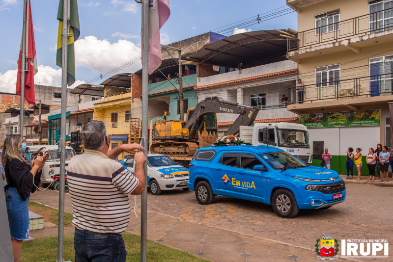 Homenagem prestada pelo Governo Municipal ao Ex-Vereador e Secretário de Obras, Alessandro Alves Faria.